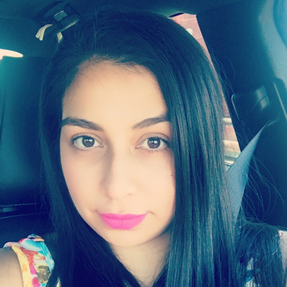 Meet your Posher, Emily