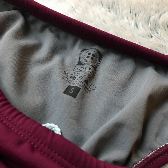 Jolyn Cabernet set - Picture 4 of 4