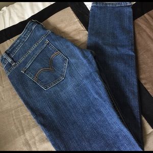 Gently worn LEVI'S Jeans TOO SUPER LOW SINNY LEG