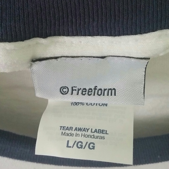 Camp Stillwater T-shirt Dead of Summer Comic Con - Picture 4 of 4