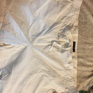 White Capri pants