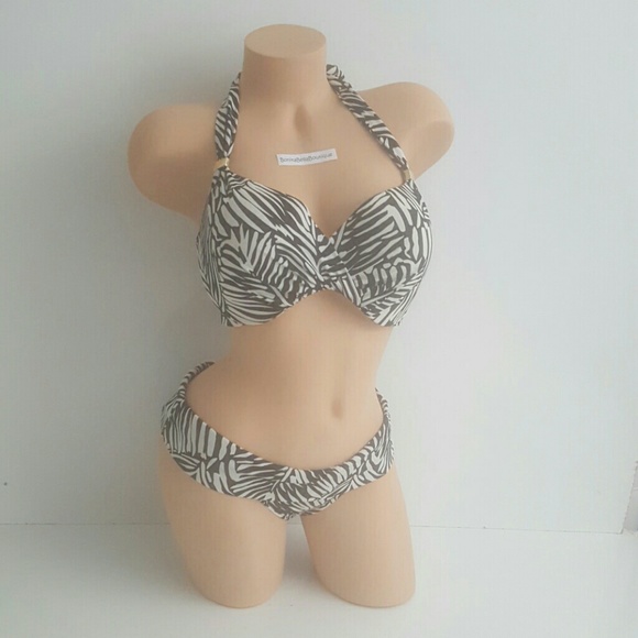 Victoria's Secret 36DD BIKINI BUNDLE NWT