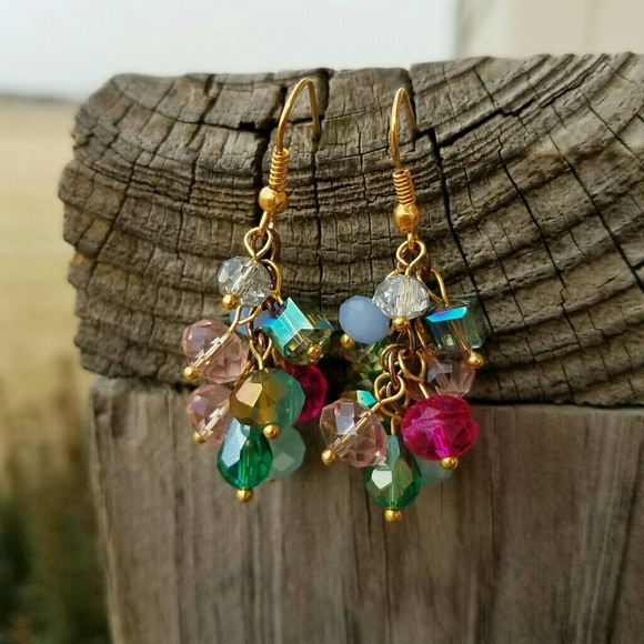 Handmade Austrian crystal bauble earrings <3 - Picture 3 of 3