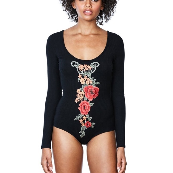 LF bodysuit - Picture 3 of 4