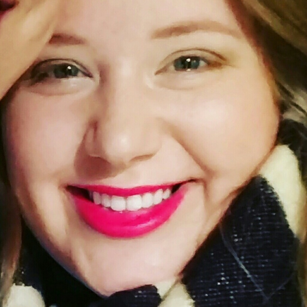 Meet your Posher, Leah