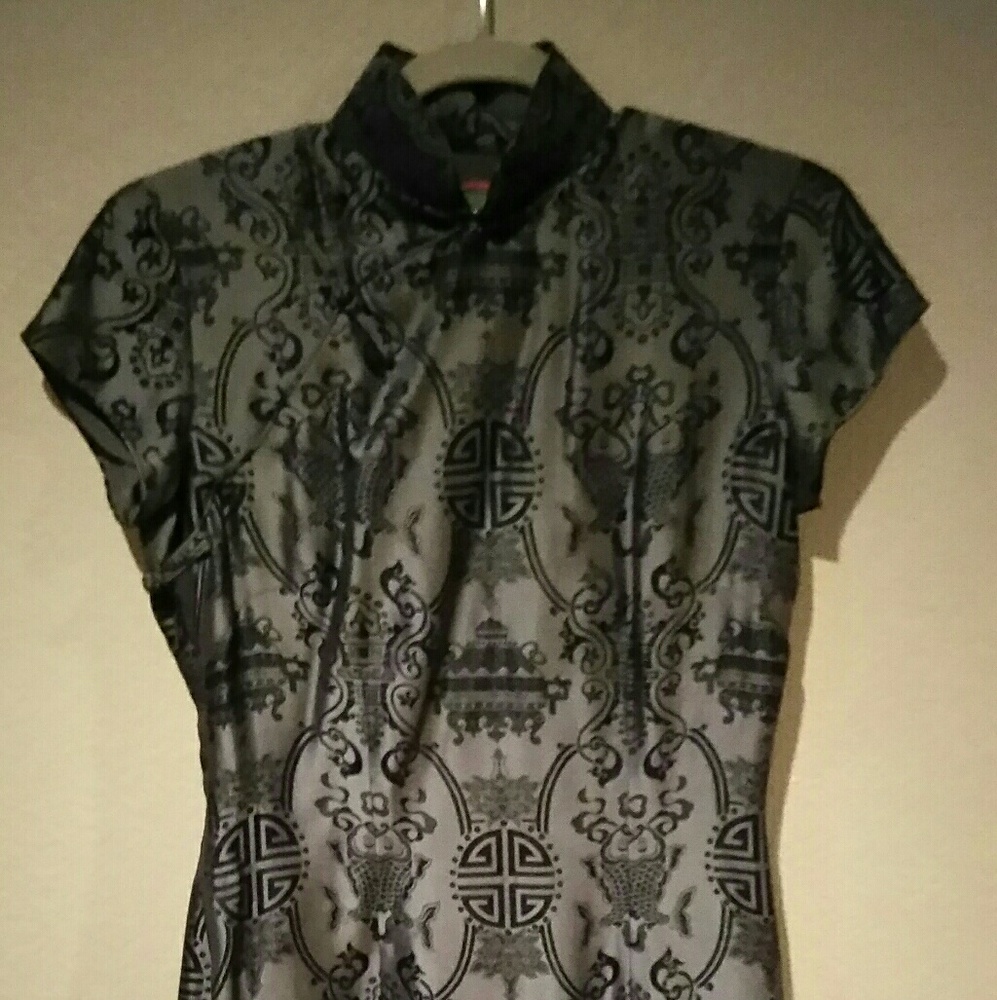 Authentic VINTAGE  Oriental silk dress