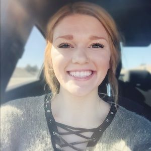 Meet your Posher, Anna