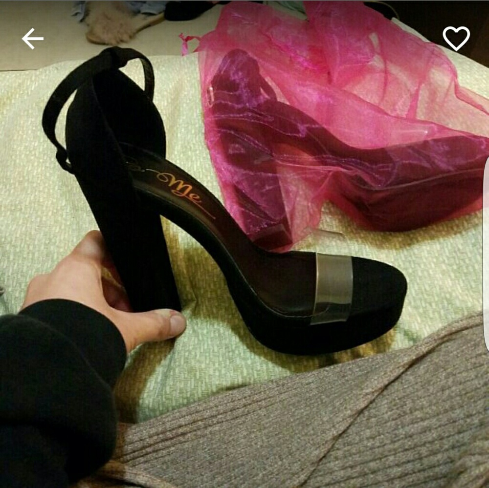 Sassy heels