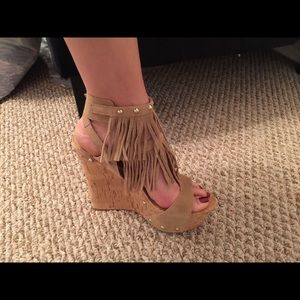 Guess platform sandals