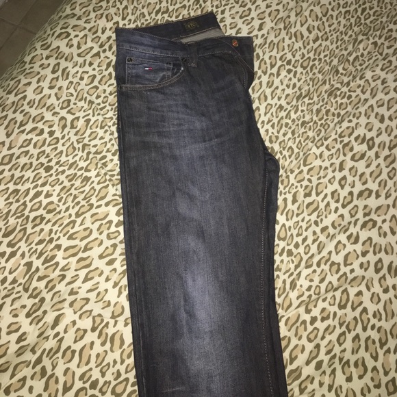 Tommy Hilfiger Dark Wash Jeans - Picture 1 of 4