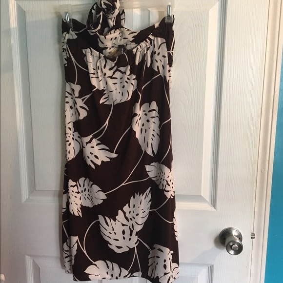 Dress - Picture 2 of 3