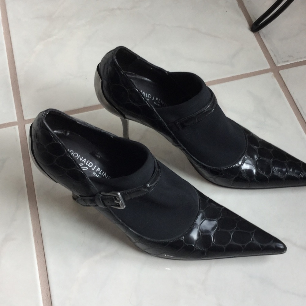 Donald J Pliner Booties
