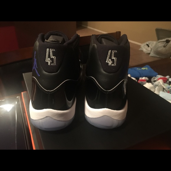 Air Jordan Space Jams size 14