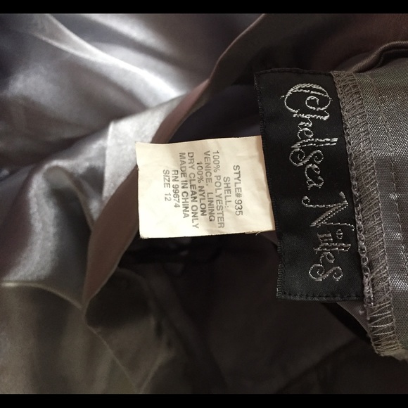 Gorgeous flowy silver formal skirt - Picture 3 of 4