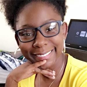 Meet your Posher, Alisha