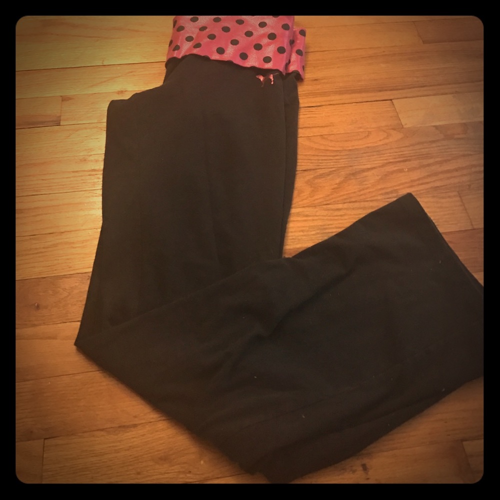 PINK yoga pants