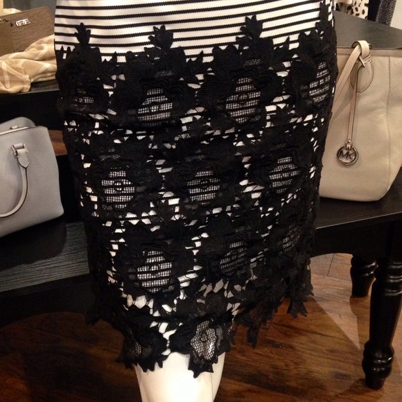 ▪️Cremieux Dress ONLY $28! - Picture 3 of 4