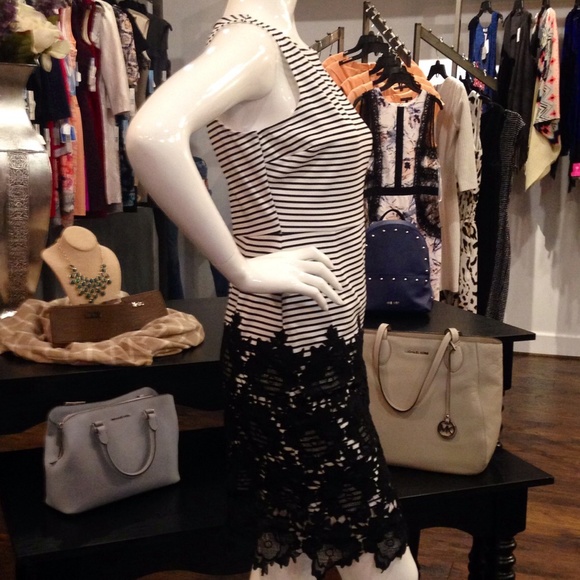 ▪️Cremieux Dress ONLY $28! - Picture 4 of 4