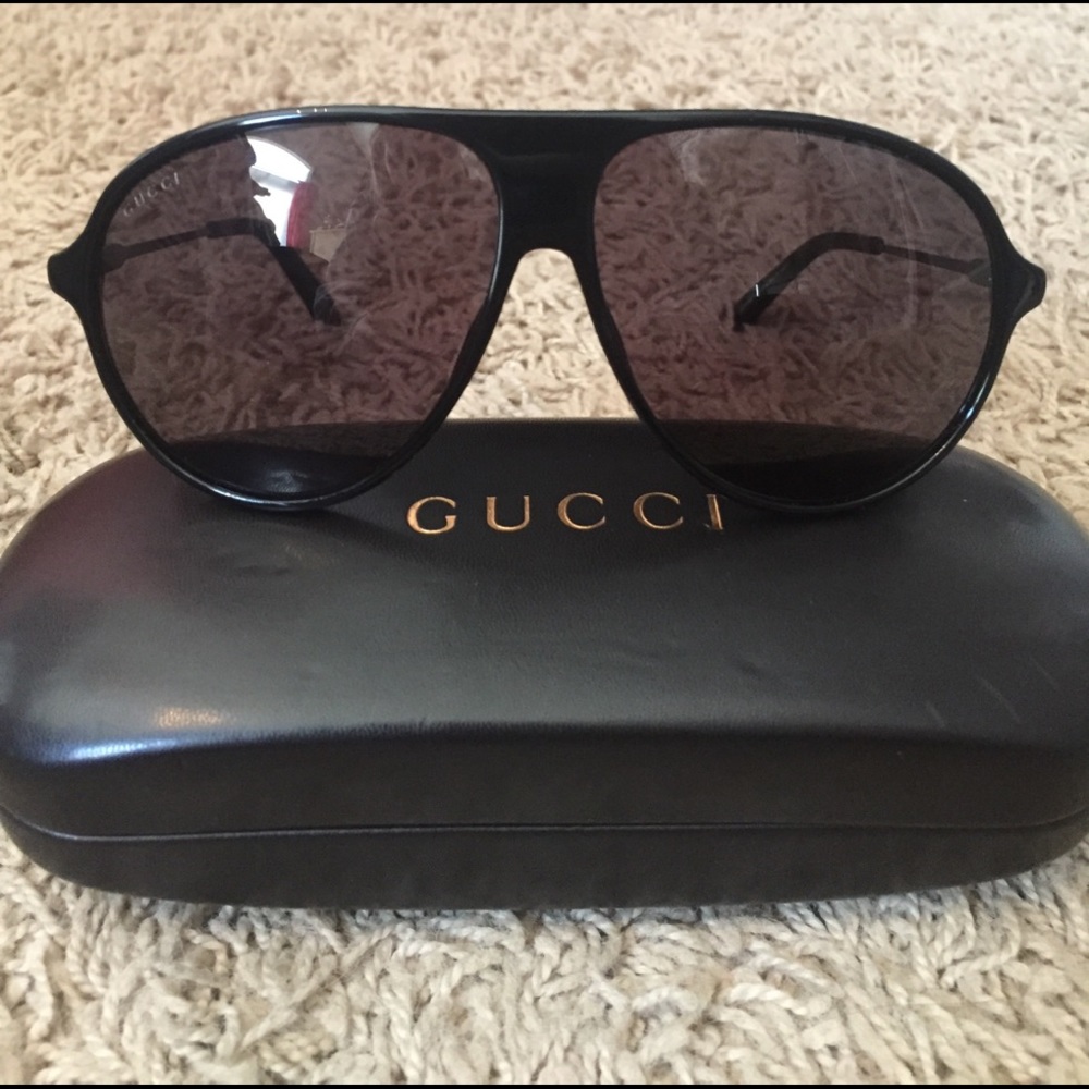 Gucci Aviator Sunglasses