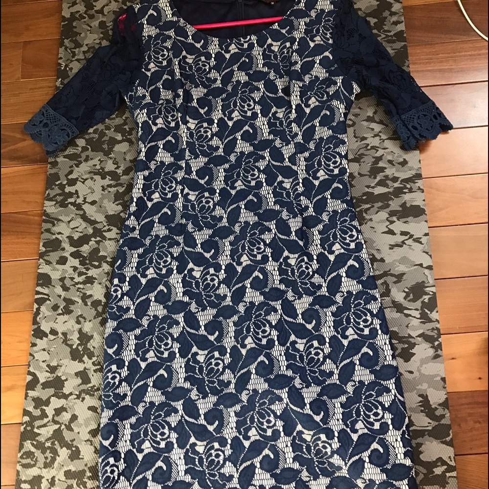 Cute navy lace dress