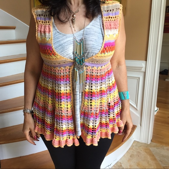 Free People bright colored vest w/ruffled hemline - Picture 8 of 8