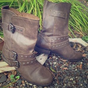 Dolce vita brown pull on boots