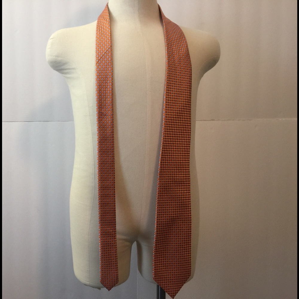 LIKE NEW MICHAEL KORS ORANGE NECKTIE