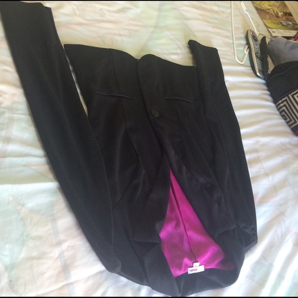 Black Blazer 💁🏻 - Picture 2 of 4