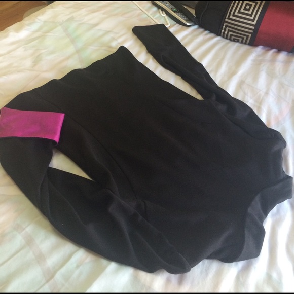 Black Blazer 💁🏻 - Picture 4 of 4