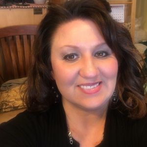 Meet your Posher, Kasie