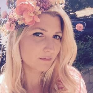 Meet your Posher, Alexandra