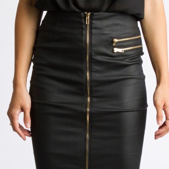 Gold Zipper Front Leather Pencil Skirt - Picture 2 of 4