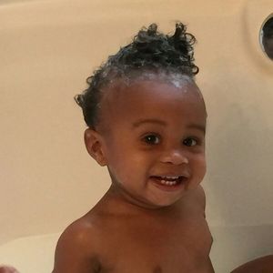 Meet your Posher, Octavia