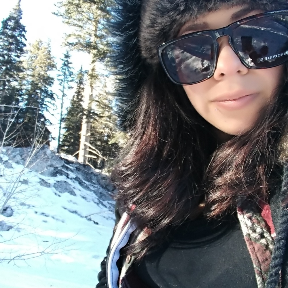 Meet your Posher, Candice