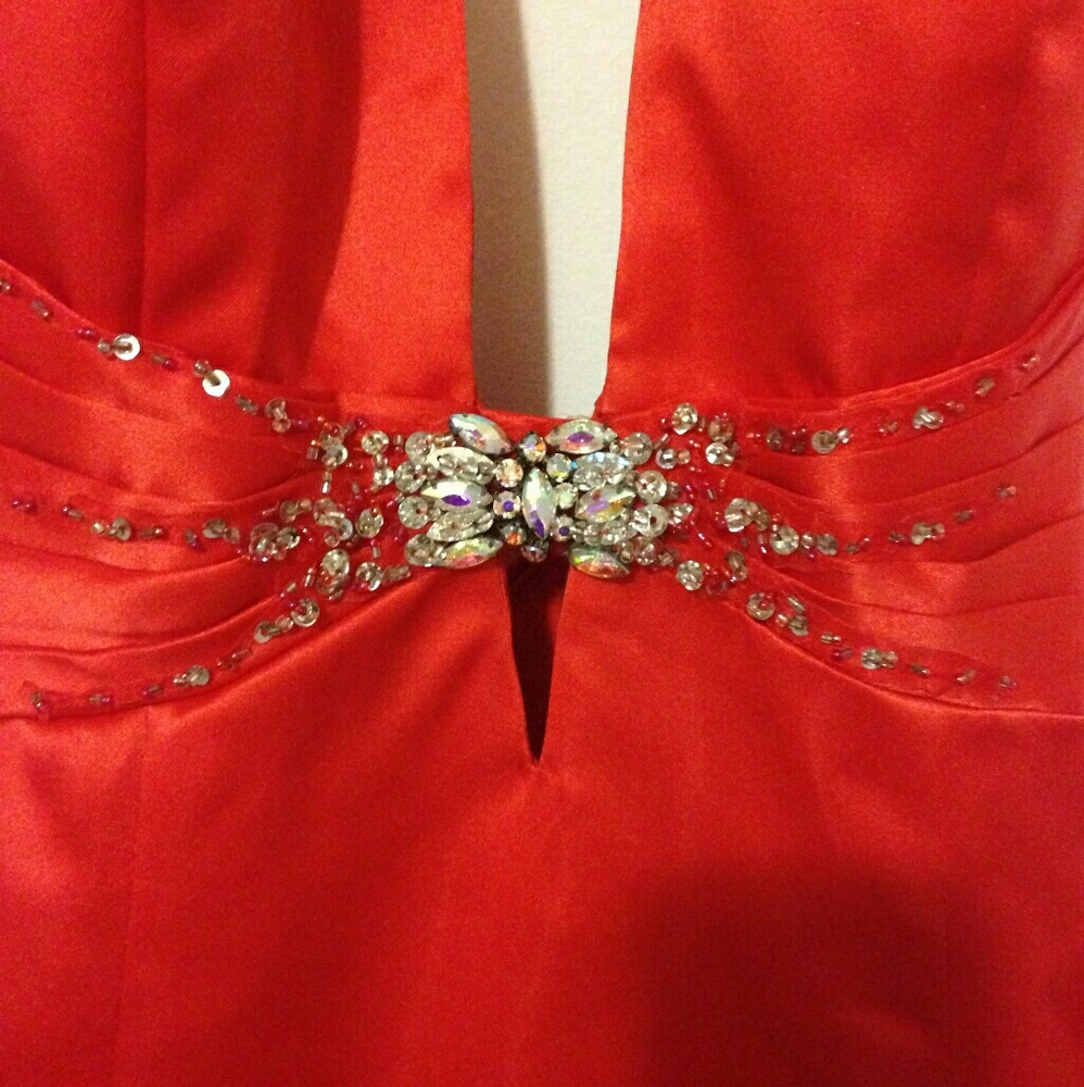 Prom dress - Picture 4 of 6