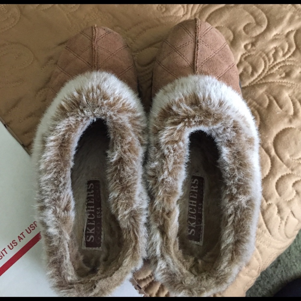 Sketchers warm slip ons