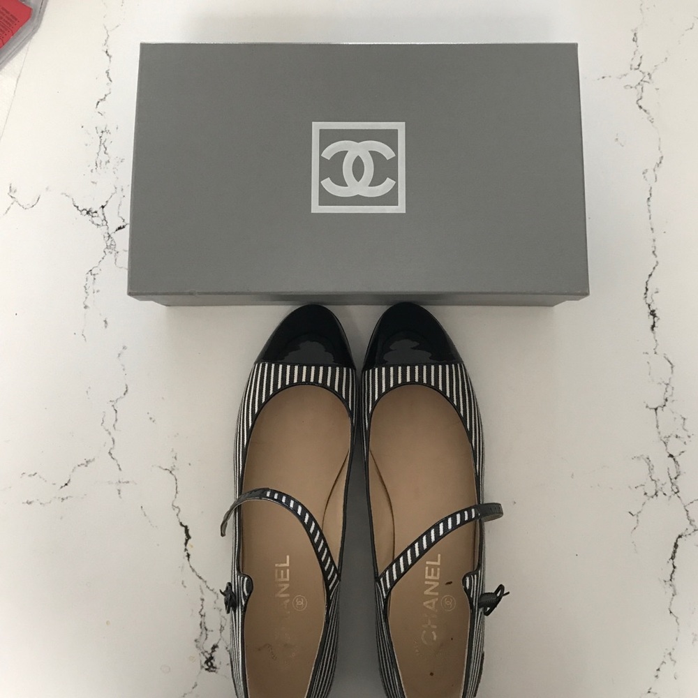 Chanel mary Jane flats