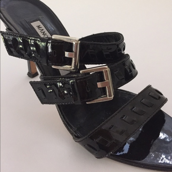 Manolo Blahnik patent leather heels. - Picture 3 of 8