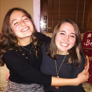 Meet your Posher, Maria