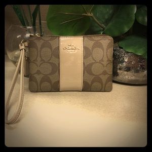 Coach wristlet wallet-small-brown.