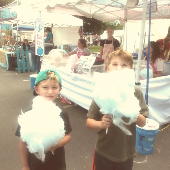 Hi, let's be friends! - Picture 4 of 4