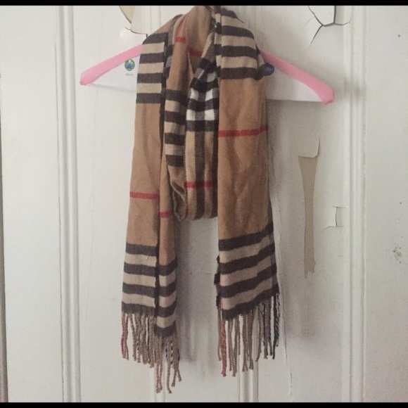 American Eagle Outfitters Accessories - Argyle Scarf