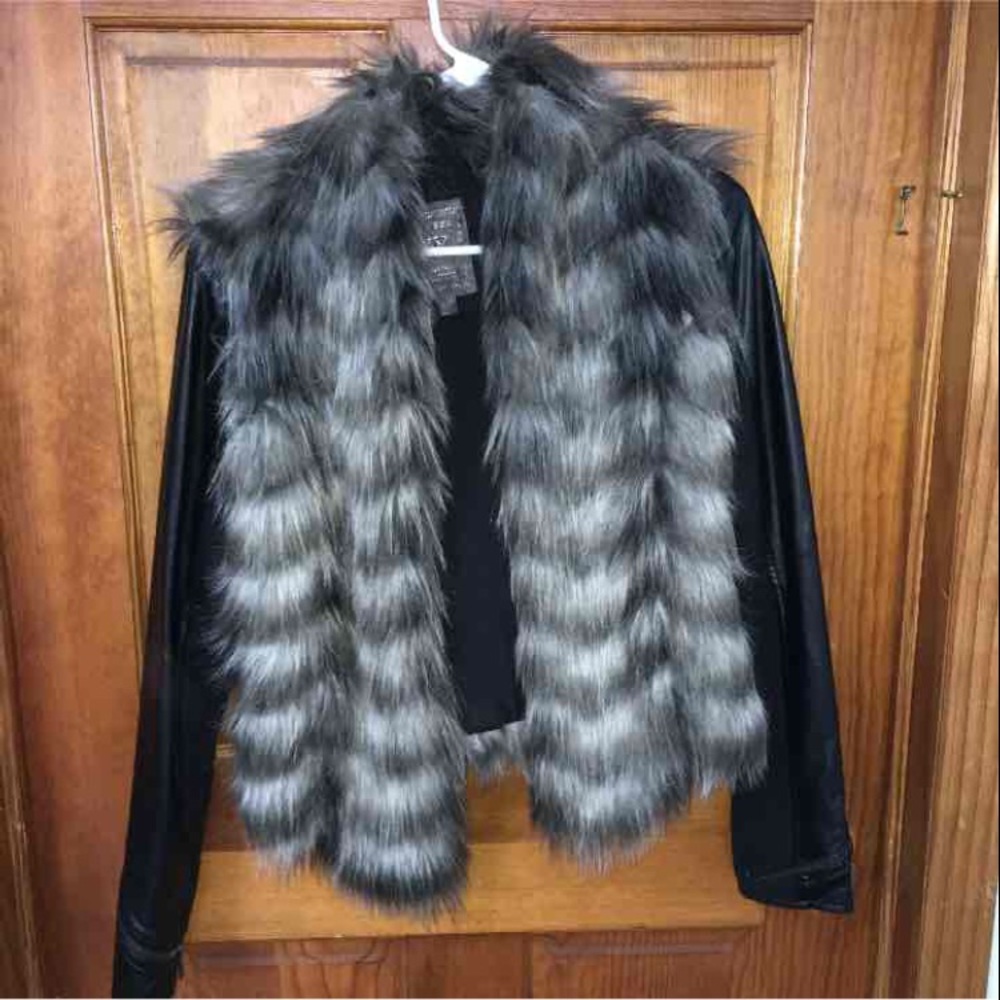 Leather and fur guess jacket/vest