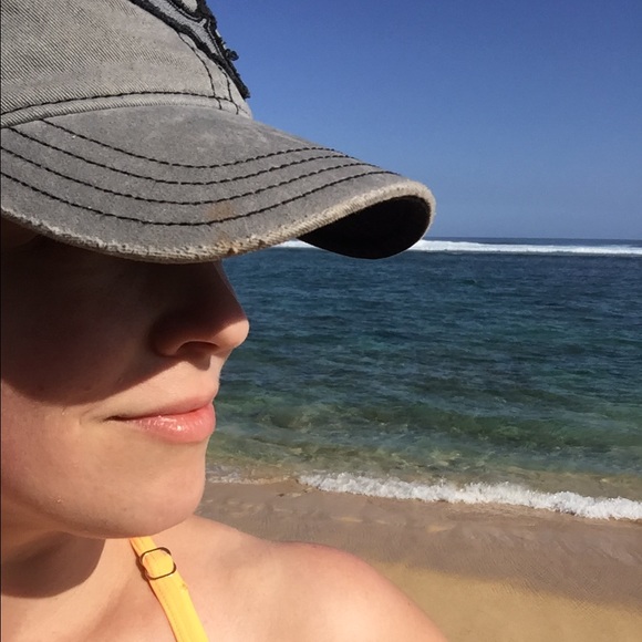 Meet your Posher, Kimberly - Picture 1 of 1