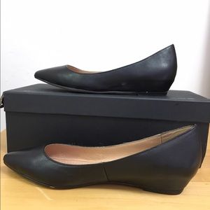 Steve Madden Garnur Black Leather Flats
