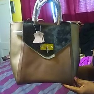 Brown sharif bag