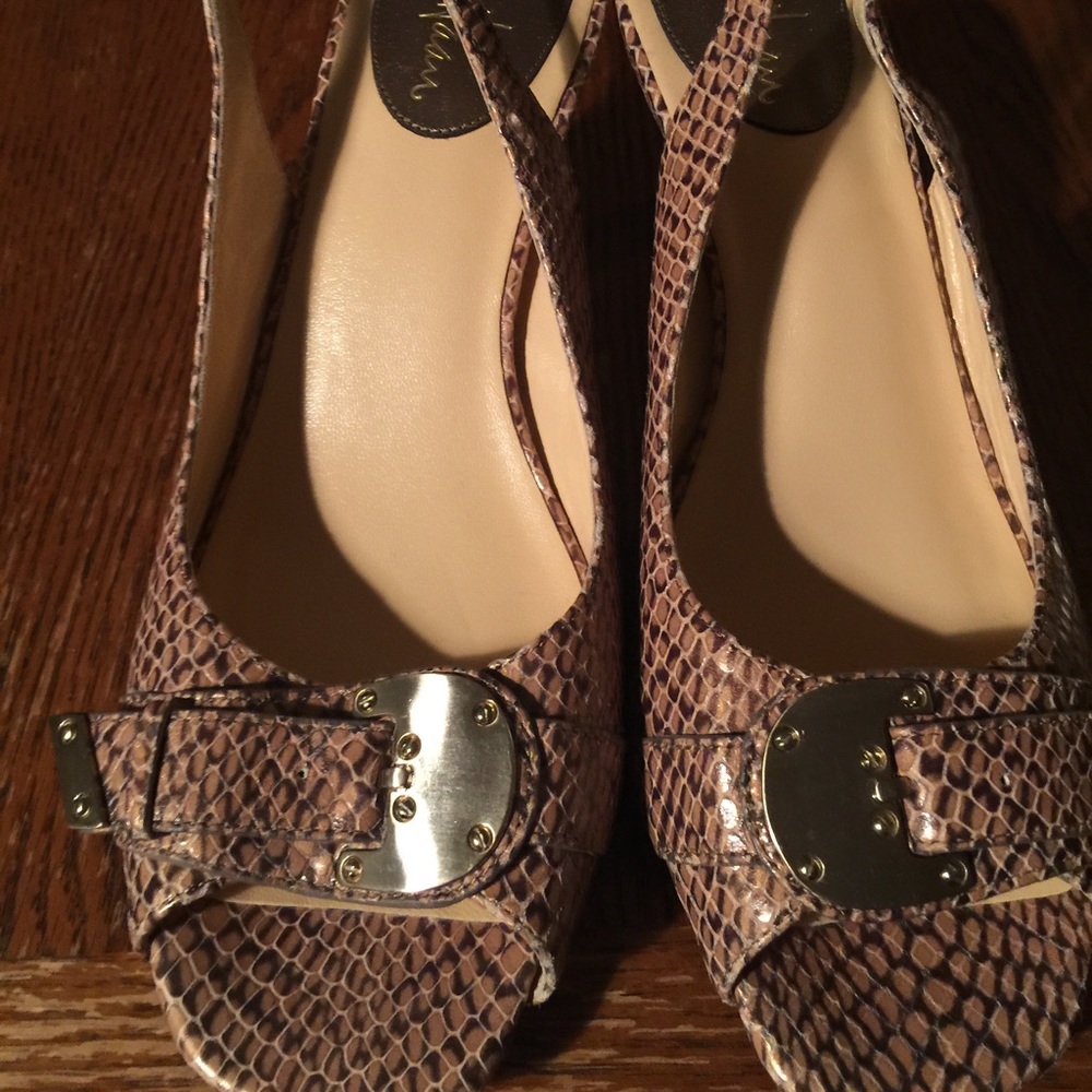 Cole Haan Pumps 👡. Practically Brand New w/o Box