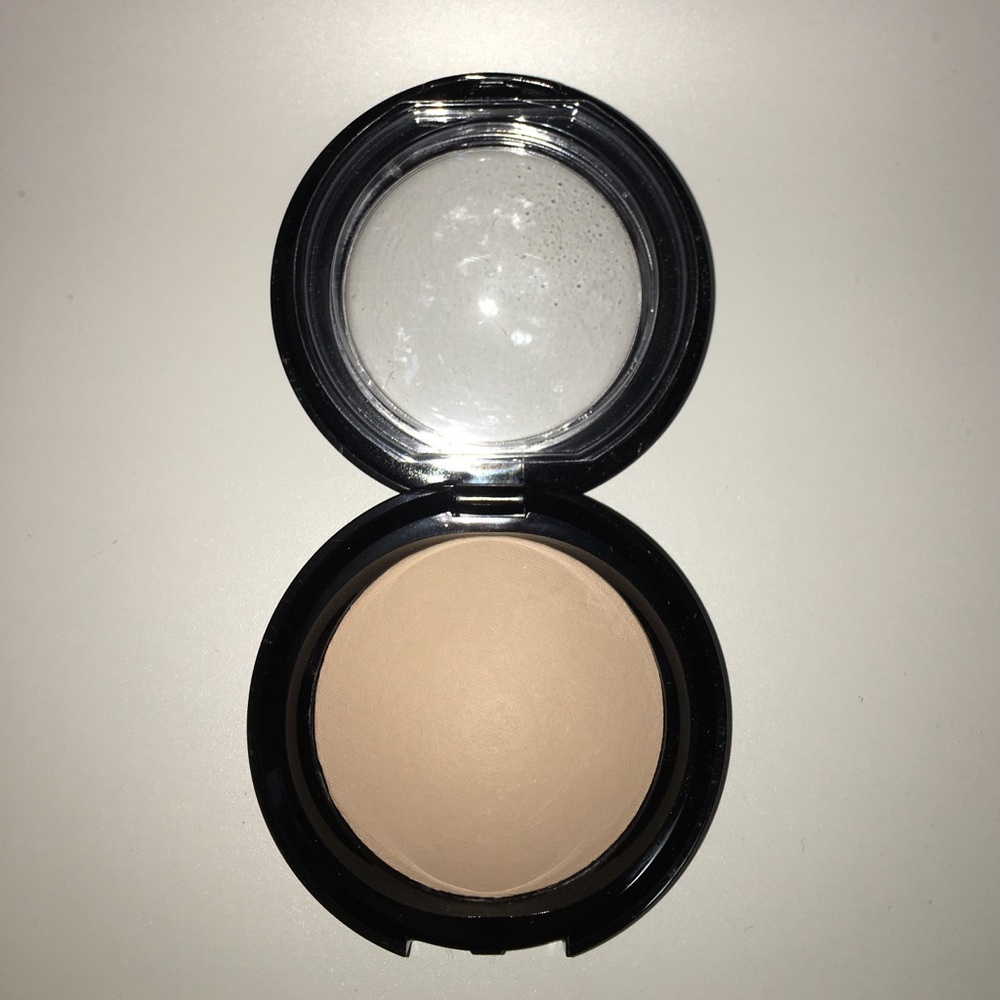 Face powder