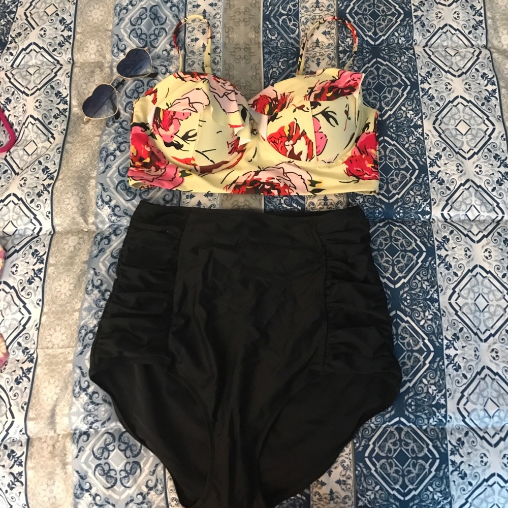 High Waisted Bathing suit set 💚❤️💜💖