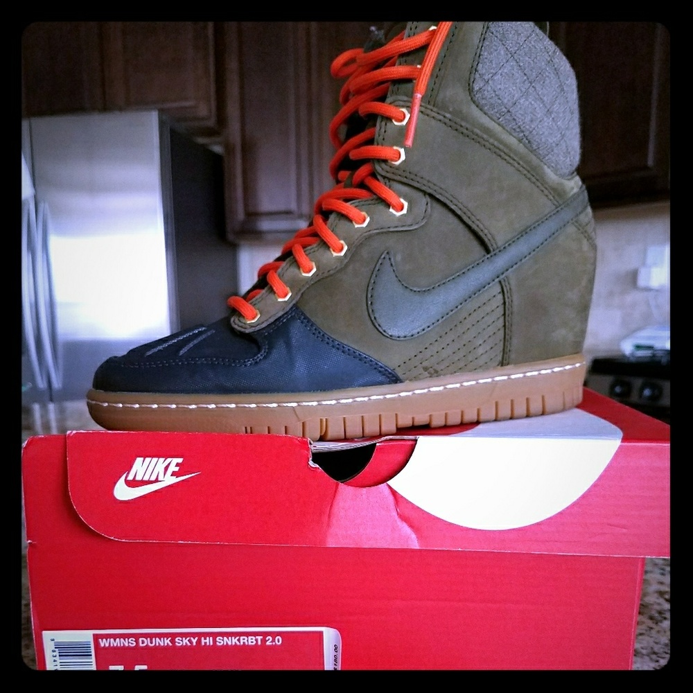 Nike dunk sky 2.0